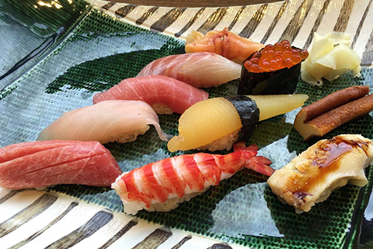 訫寿司加盟