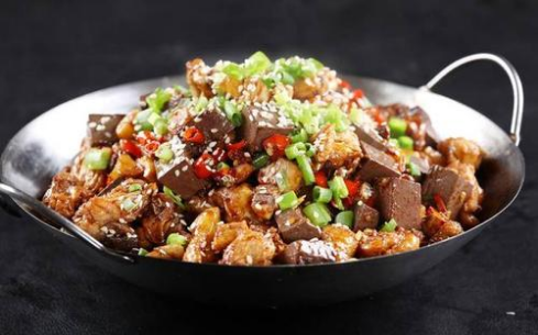 北京米熏仔鸡哪家味道好？
