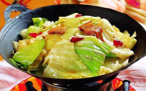 干锅包菜的做法，济南哪里可以培训干锅包菜？