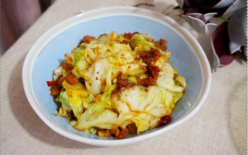 干锅包菜的做法，济南哪里可以培训干锅包菜？