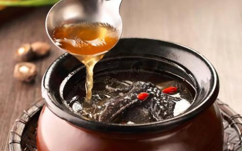 成都瓦罐煨汤的做法还是去永香兴！
