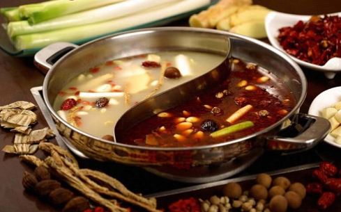 季季红火锅菜品多，季季红火锅消费者都青睐的一个品牌