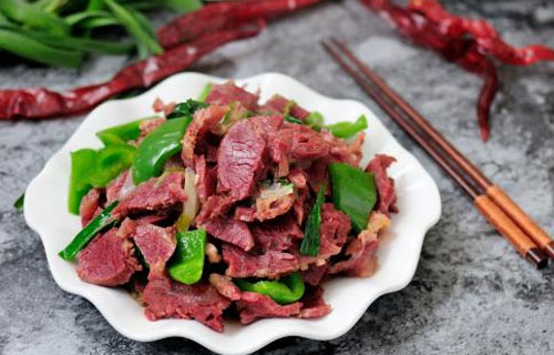 天津五香牛肉培训班里能学到真东西?