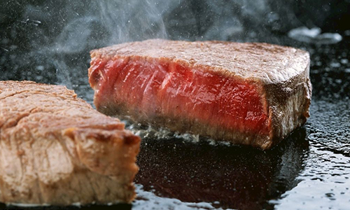 四个技巧让煎牛肉好吃！