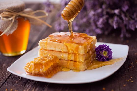 挑选蜂蜜有妙招，好蜂蜜的食疗效果佳
