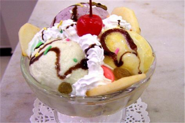 合肥水果冰淇淋加盟费多少钱？