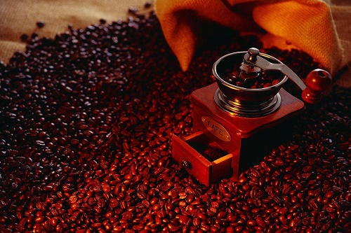 上海啡域咖啡加盟赚钱吗?庞大市场带来巨额收益