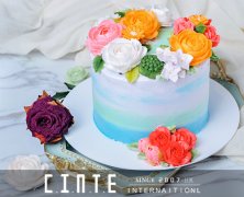 学蛋糕裱花，做一个甜蜜的裱花师