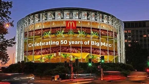 麦当劳的“巨无霸汉堡”50岁生日盛况