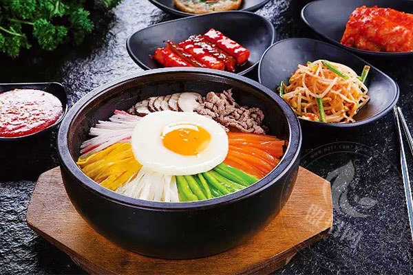 韩国石锅饭加盟