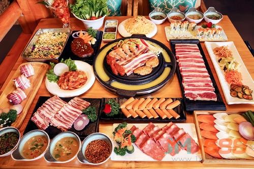 釜山料理店异域风情浓厚，餐品美味可口